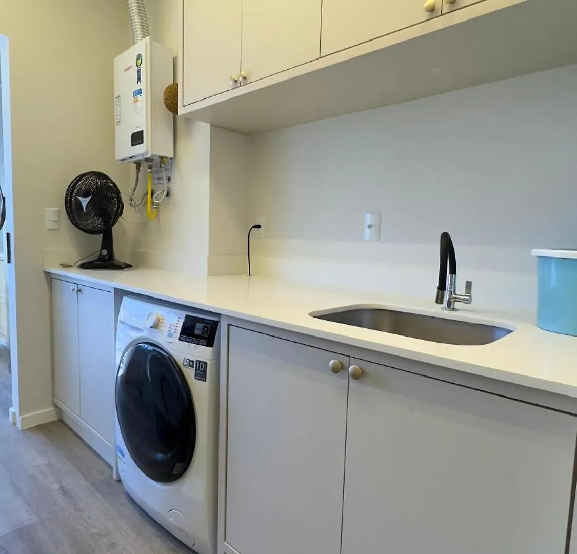 לגונה Luxor Residence דירה